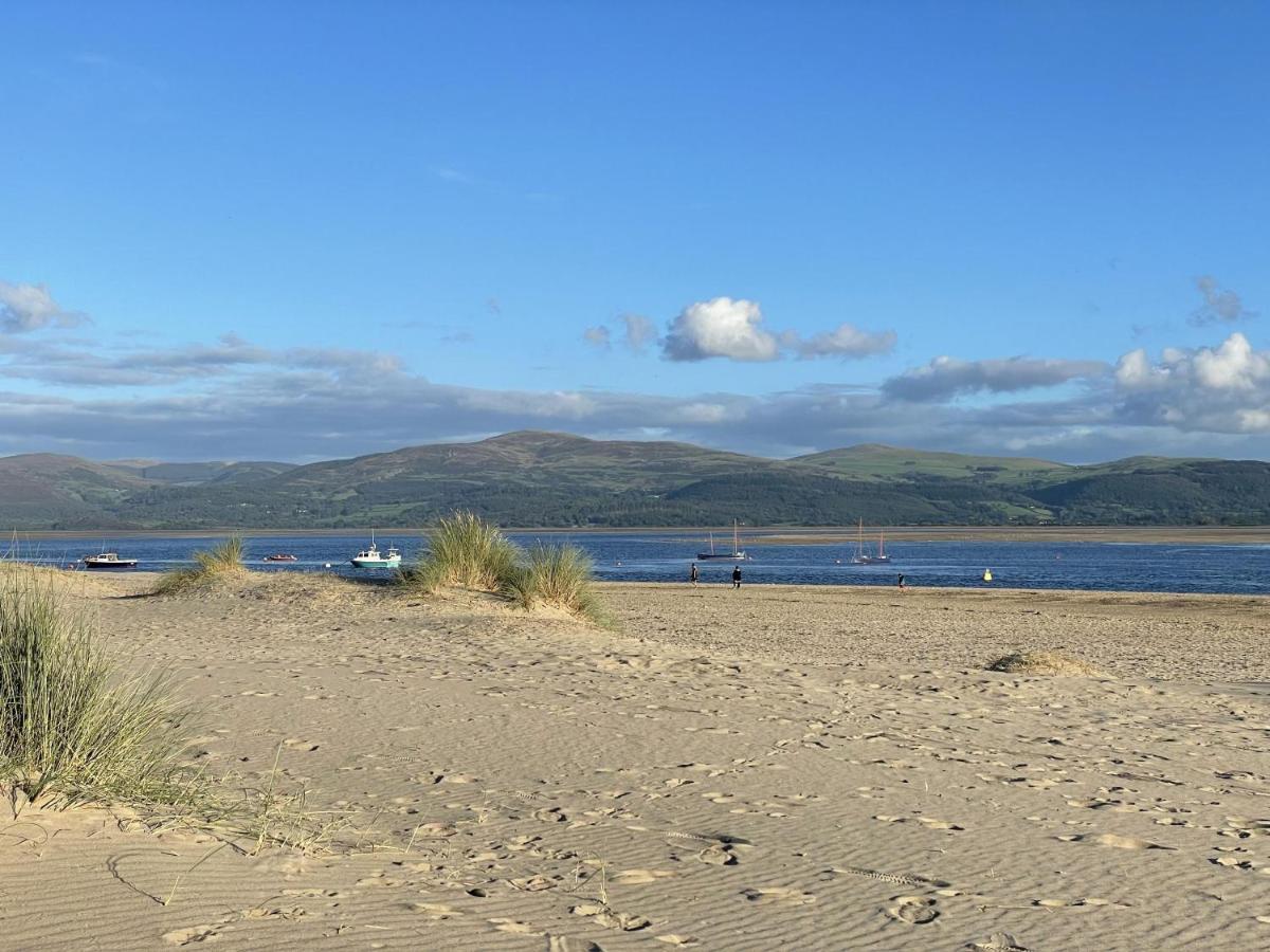 Lovely Seafront 2 Bedroom Apartment 4 Aberdyfi Exterior foto